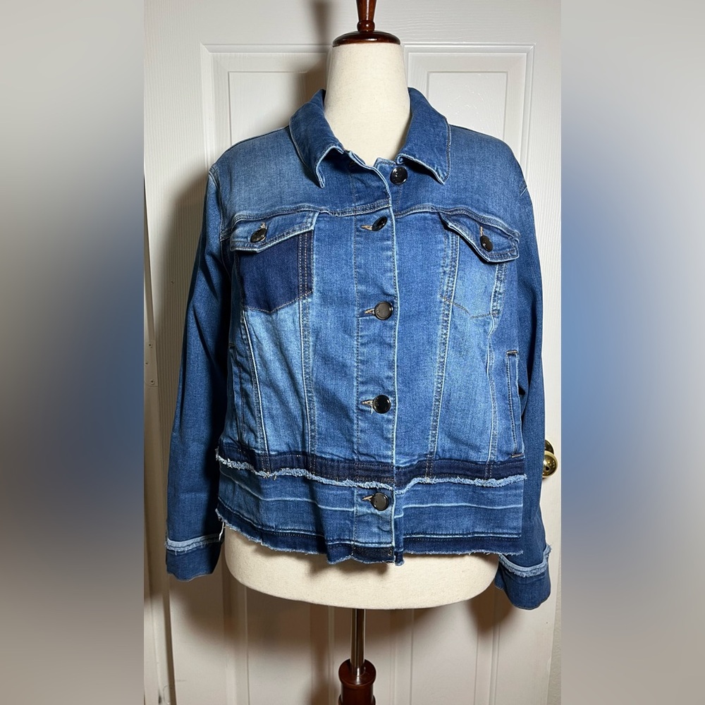 Lane Bryant Two Tone Denim Jean Jacket Raw Hem Plus Size 20
